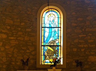 Chapelle des Ayes à Vignieu vitrail